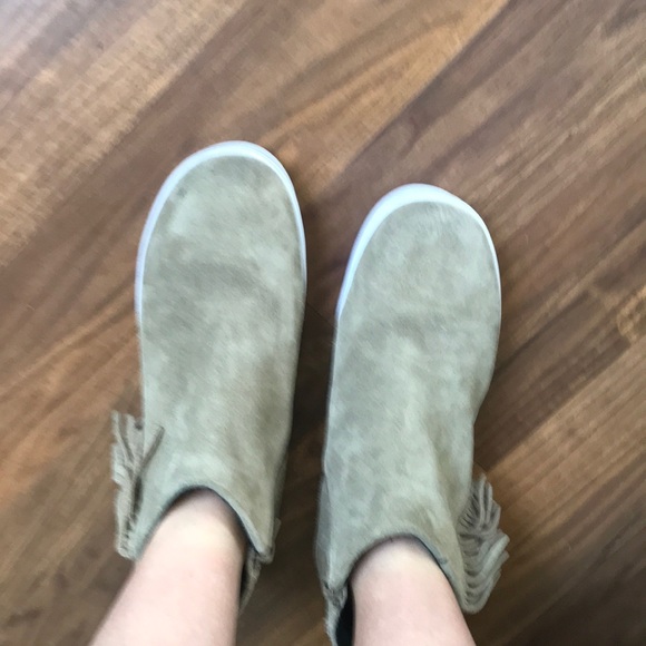 Rebecca Minkoff Tan Suede Platform Booties 💫 Sz 8 - Picture 2 of 10